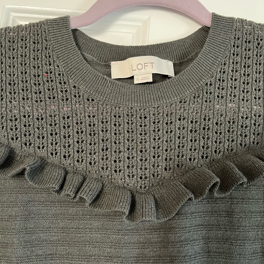 LOFT Ruffle Puff Sleeve Sweater - Picture 4 of 4
